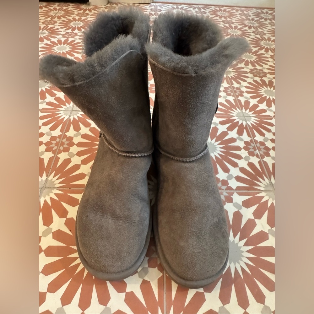 Gray suede Uggs
